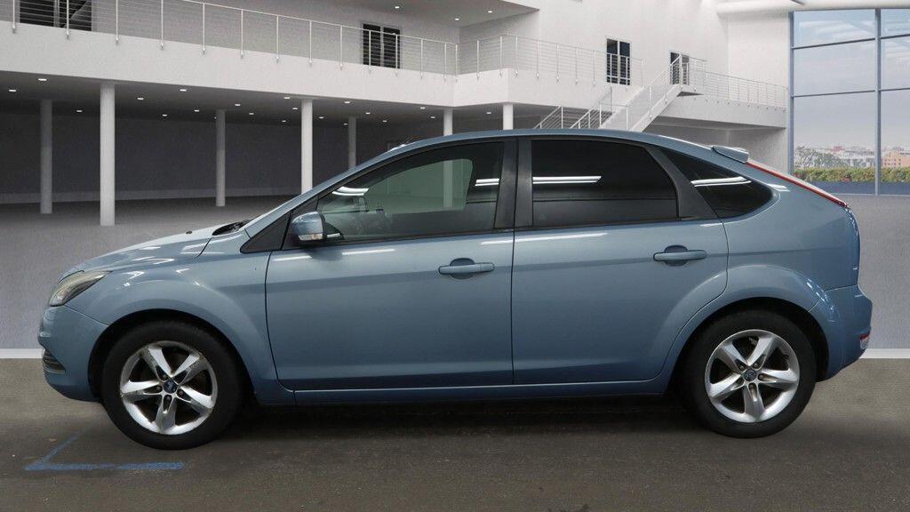 Used Ford Focus 2009 for sale - 77926069: Photo 5