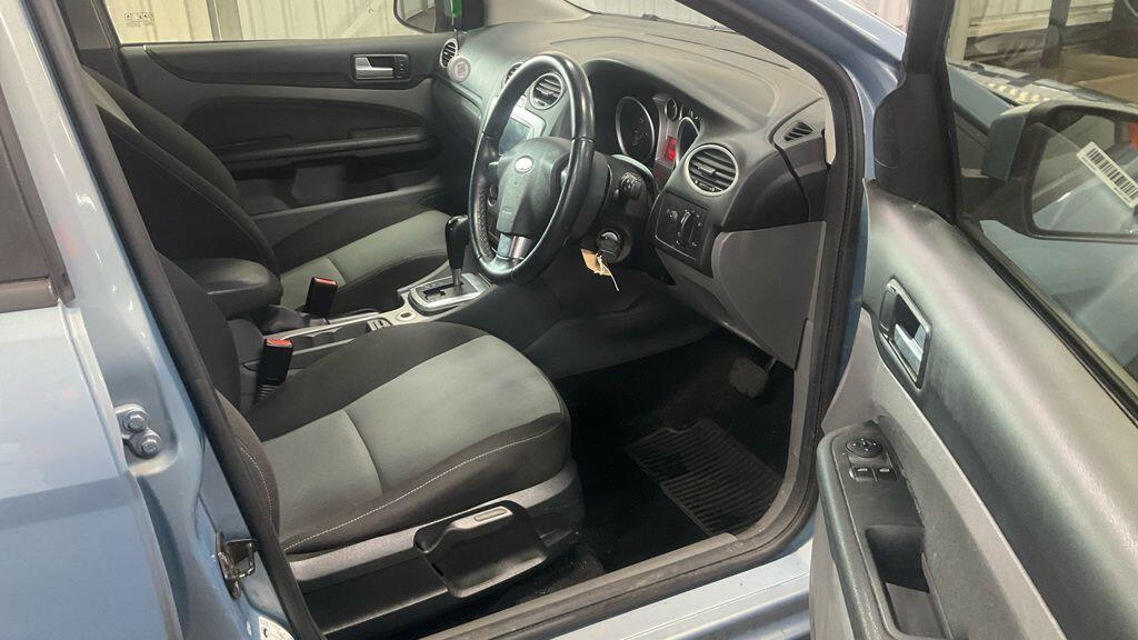 Used Ford Focus 2009 for sale - 77926069: Photo 8
