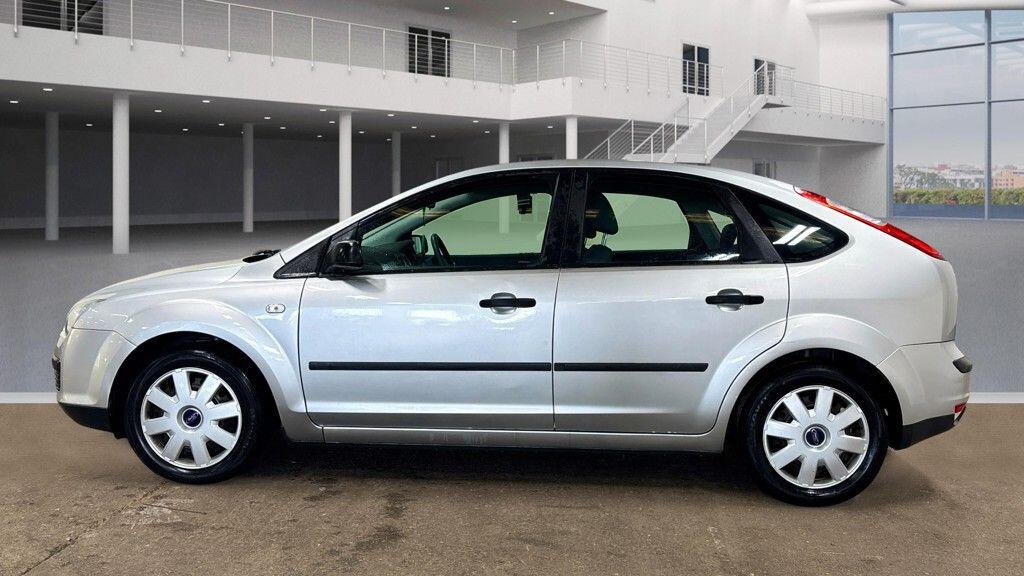 Used Ford Focus for sale - 76378064: Photo 4