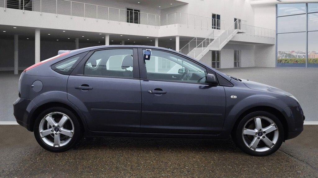 Used Ford Focus for sale - 76825069: Photo 6
