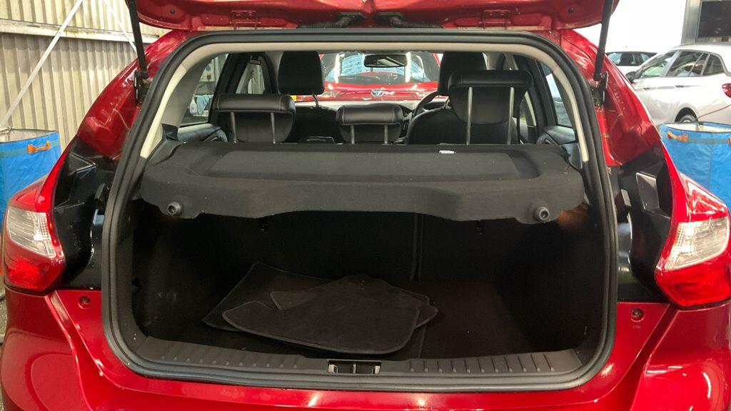 Used Ford Focus 2011 for sale - 76801347: Photo 8