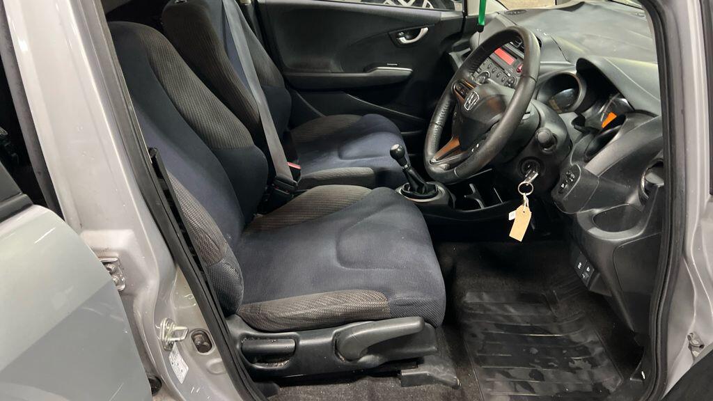 Used Honda Jazz 2013 for sale - 76823914: Photo 10