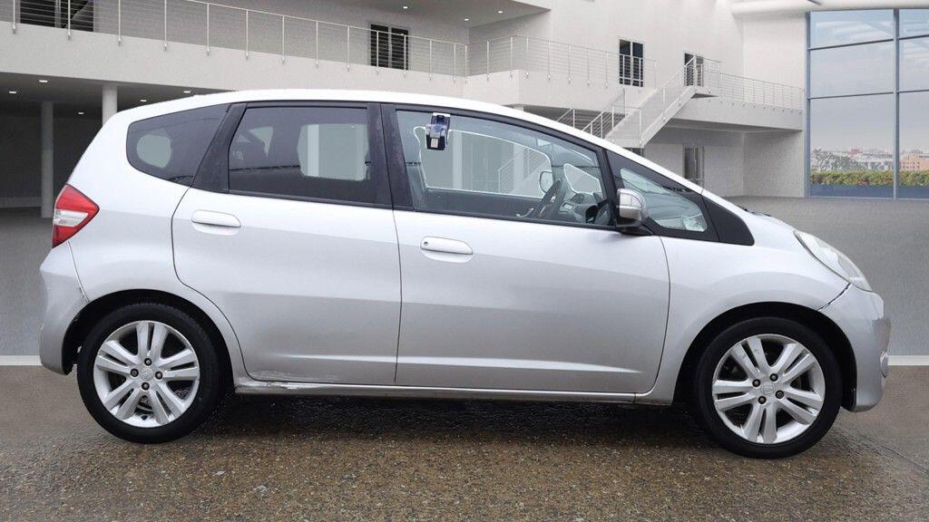 Used Honda Jazz 2013 for sale - 76823914: Photo 6