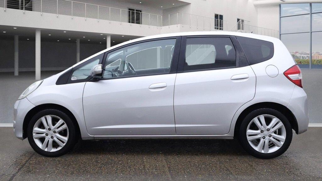 Used Honda Jazz 2013 for sale - 76823914: Photo 7