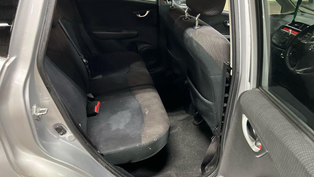 Used Honda Jazz 2013 for sale - 76823914: Photo 9