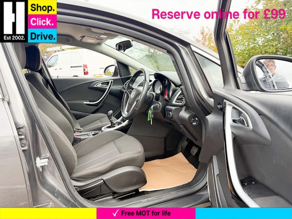 Used Vauxhall Astra 2011 for sale - 76307465: Photo 2