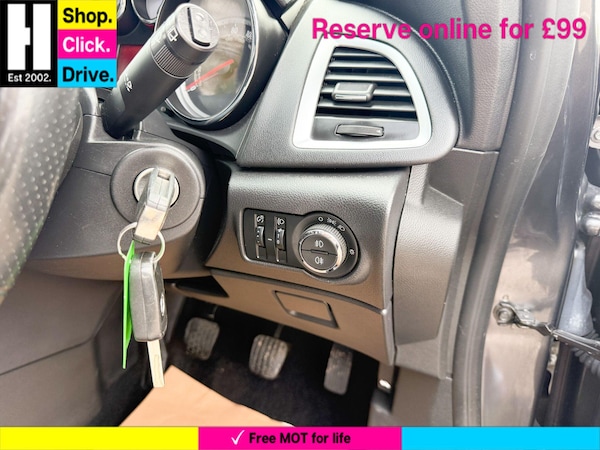 Used Vauxhall Astra 2011 for sale - 76307465: Photo 52