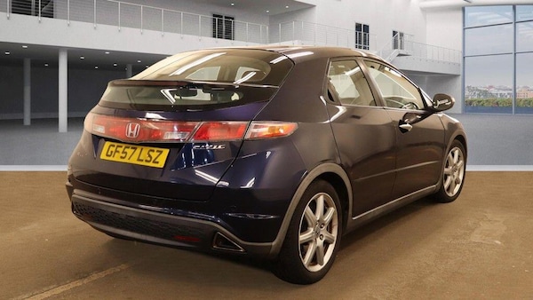 Used Honda Civic 2007 for sale - 76122083: Photo 5