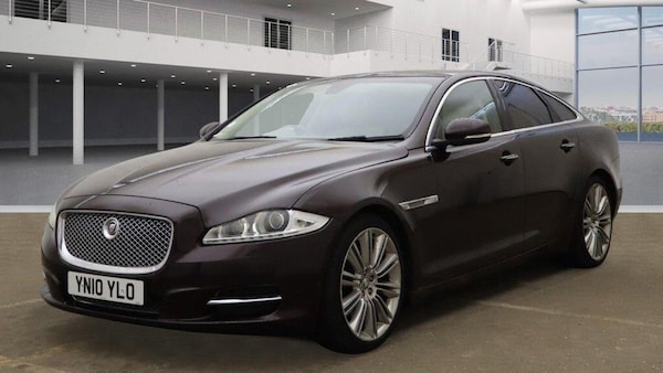 Used Jaguar XJ 2010 for sale - 76239199: Photo 3