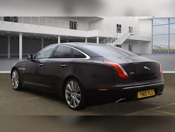 Used Jaguar XJ 2010 for sale - 76239199: Photo 4
