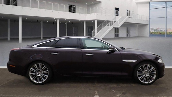 Used Jaguar XJ 2010 for sale - 76239199: Photo 6
