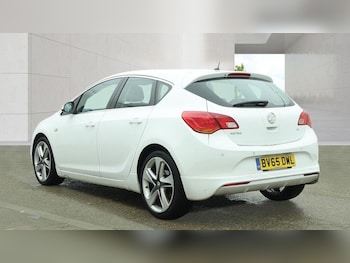 Used Vauxhall Astra 2015 for sale - 78471943: Photo