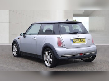 Used MINI Hatch 2005 for sale - 79452660: Photo