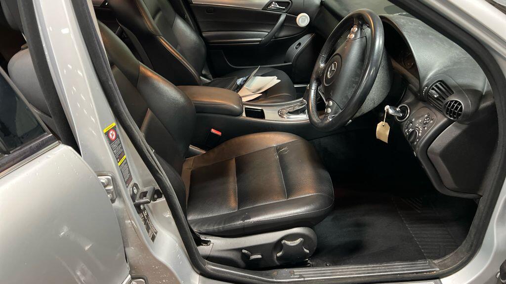 Used Mercedes-Benz C Class 2006 for sale - 76823421: Photo 10