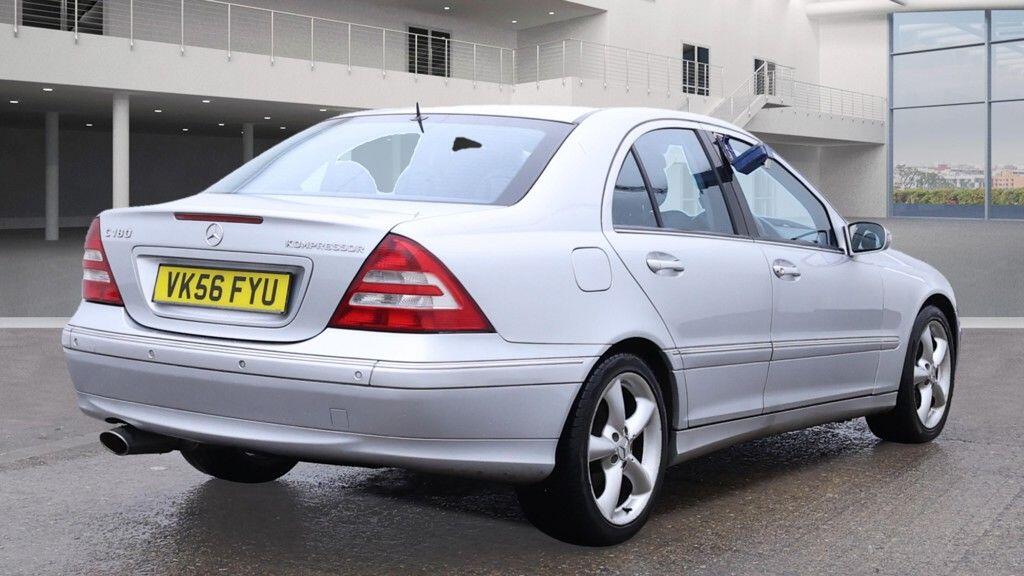 Used Mercedes-Benz C Class 2006 for sale - 76823421: Photo 5
