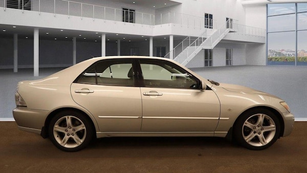 Used Lexus IS 2003 for sale - 76137700: Photo 6