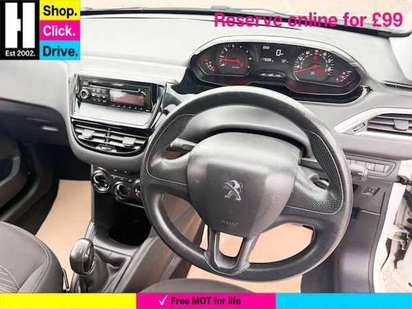 Used Peugeot 208 2012 for sale - 76270924: Photo 41