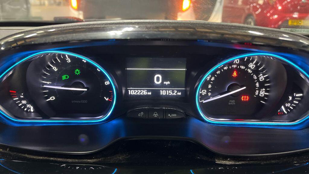 Used Peugeot 2008 2017 for sale - 78073102: Photo 11