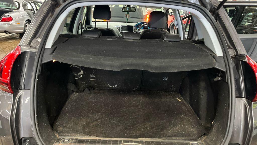 Used Peugeot 2008 2017 for sale - 78073102: Photo 8