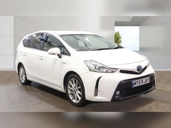Used Toyota Prius+ 2019 for sale - 78245164: Photo