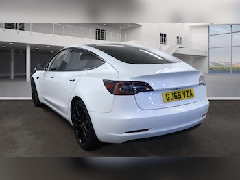Used Tesla Model 3 2019 for sale - 77808961: Photo