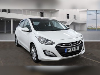 Used Hyundai i30 2013 for sale - 77377557: Photo