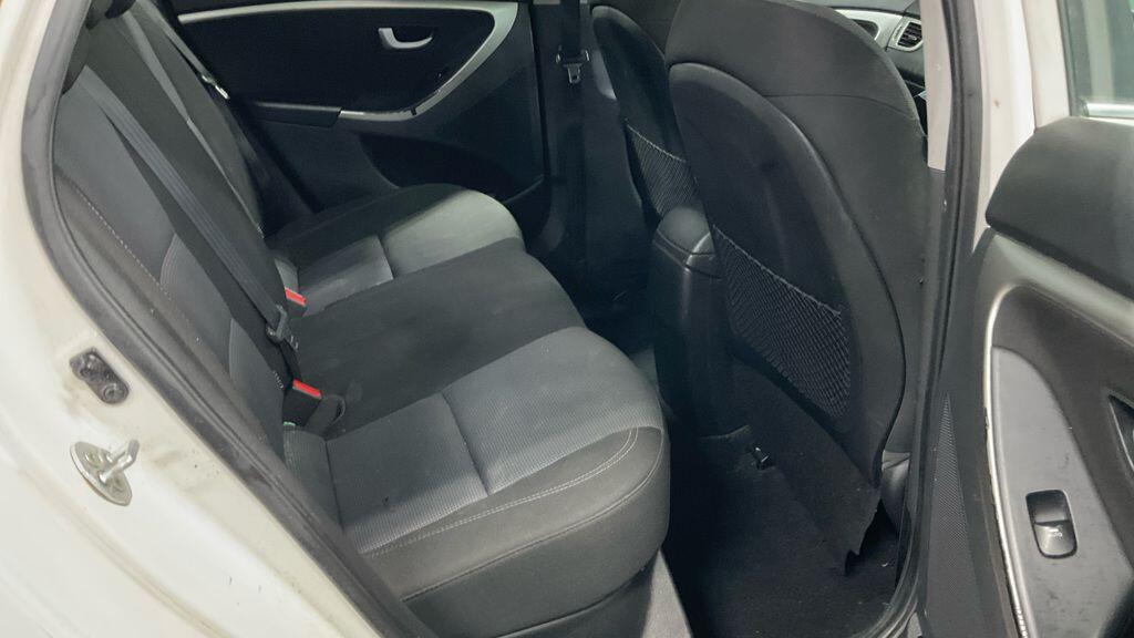 Used Hyundai i30 2013 for sale - 77377557: Photo 6