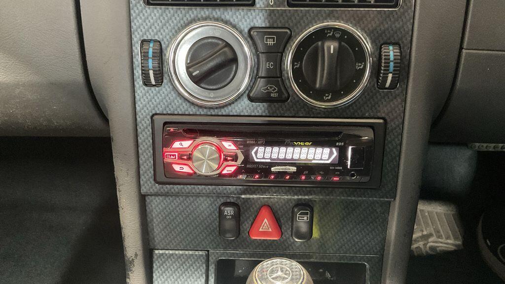 Used Mercedes-Benz SLK 2000 for sale - 78128203: Photo 12