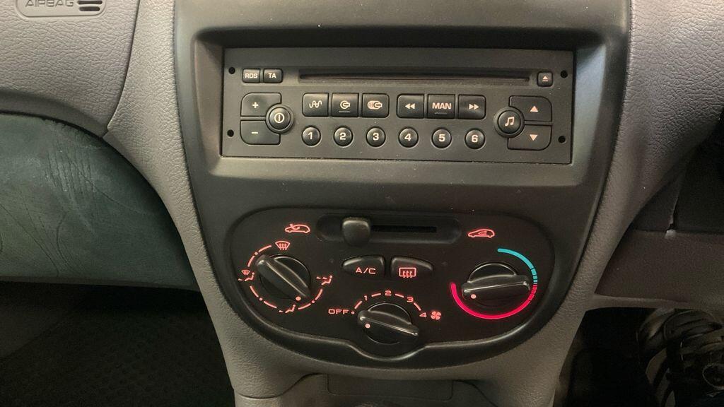 Used Peugeot 206 for sale - 77925810: Photo 10