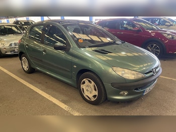 Used Peugeot 206 2002 for sale - 77925810: Photo