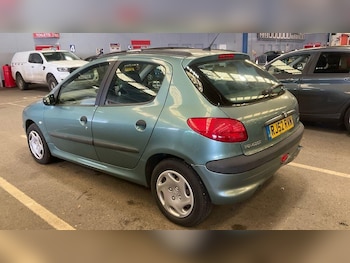Used Peugeot 206 2002 for sale - 77925810: Photo