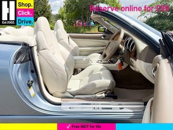 Used Jaguar XKR 2004 for sale - 75319188: Photo