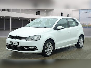 Used Volkswagen Polo 2015 for sale - 75989899: Photo