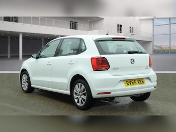 Used Volkswagen Polo 2015 for sale - 75989899: Photo