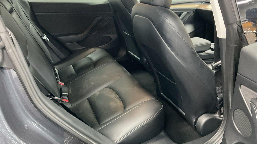 Used Tesla Model 3 2021 for sale - 77156449: Photo 9