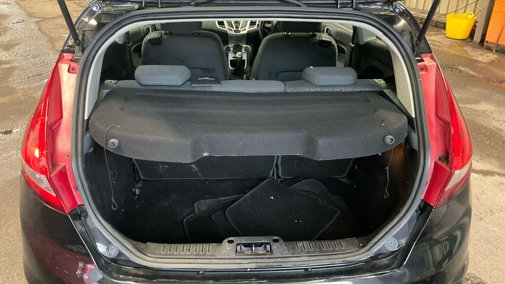 Used Ford Fiesta 2012 for sale - 76688650: Photo 8