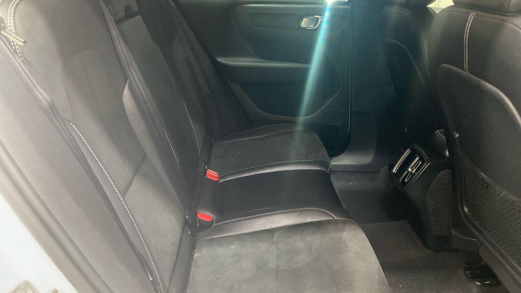 Used Volvo XC40 2019 for sale - 76802129: Photo 9