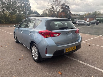 Used Toyota Auris 2013 for sale - 76260329: Photo