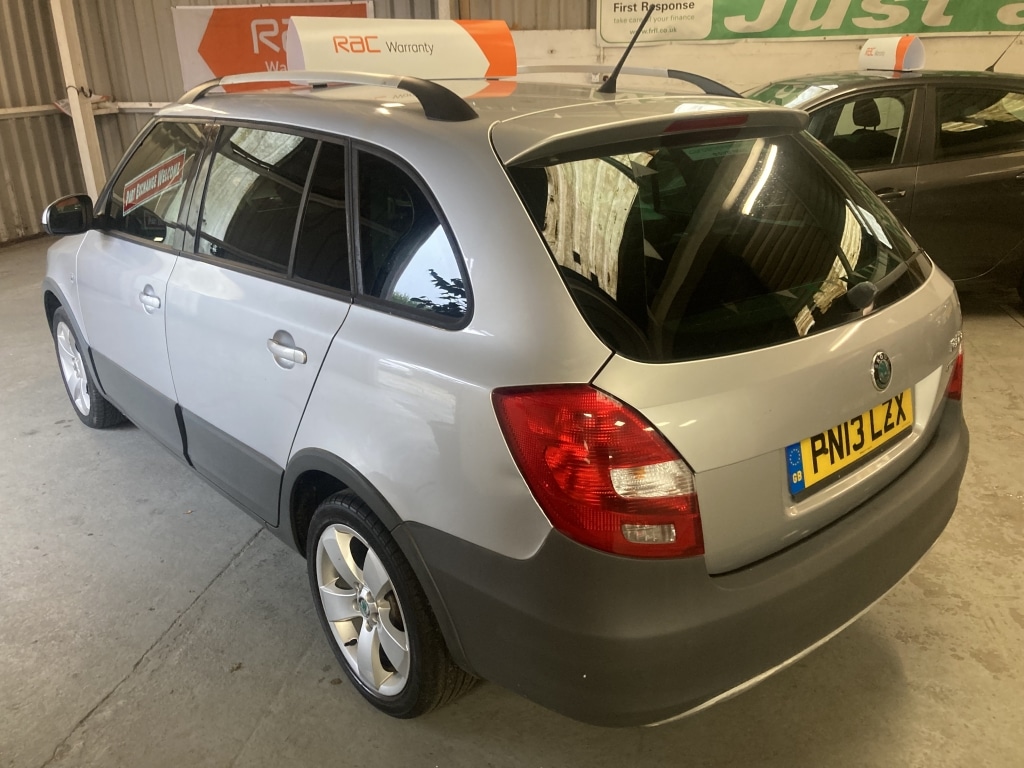 Used Skoda Fabia 2013 for sale - 77003819: Photo 3