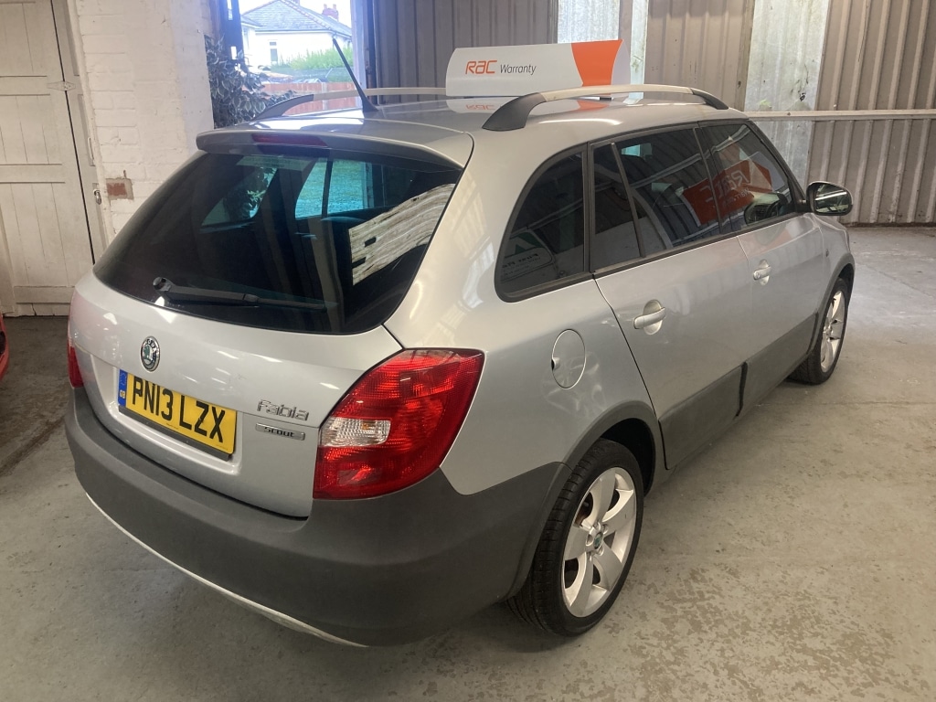 Used Skoda Fabia 2013 for sale - 77003819: Photo 5