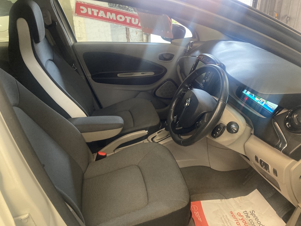 Used Renault Zoe 2016 for sale - 77891791: Photo 9