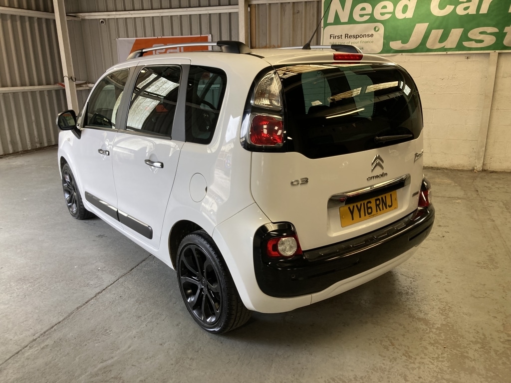 Used Citroen C3 Picasso 2016 for sale - 77003822: Photo 2