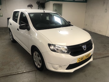 Used Dacia Sandero 2014 for sale - 77003836: Photo