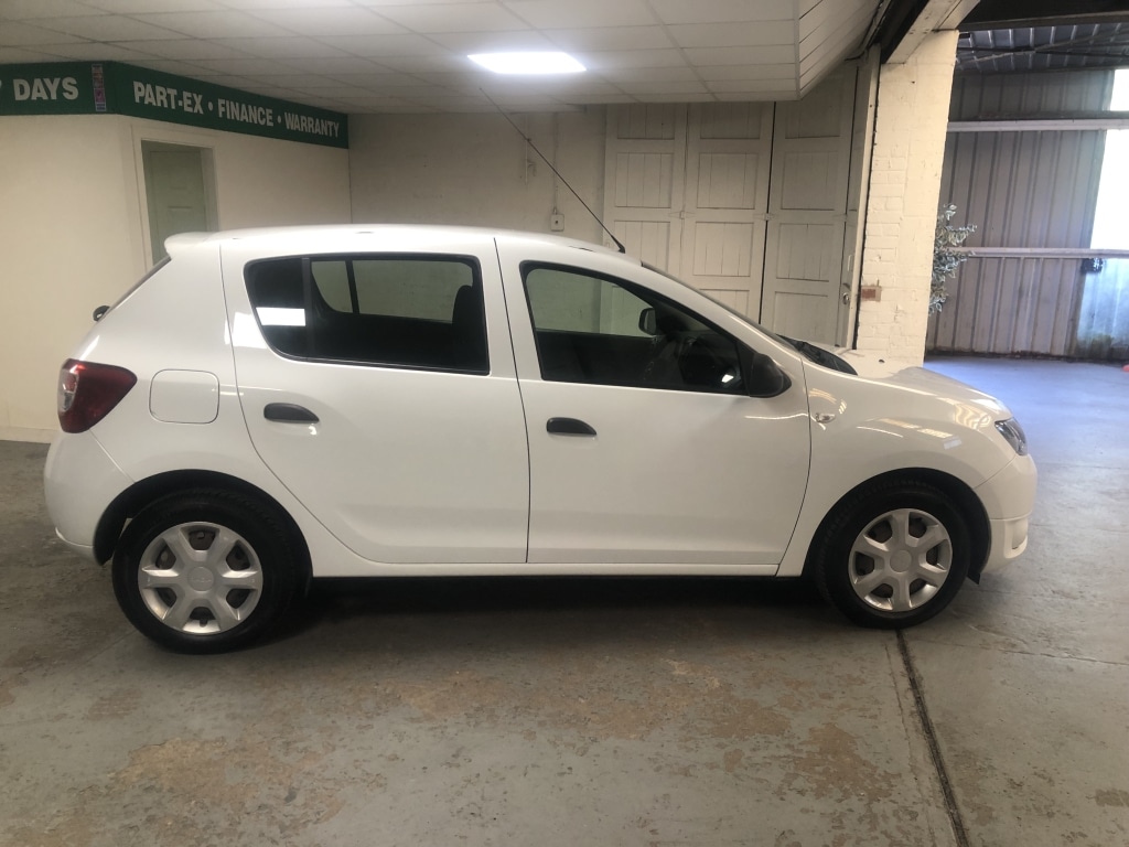 Used Dacia Sandero 2014 for sale - 77003836: Photo 7