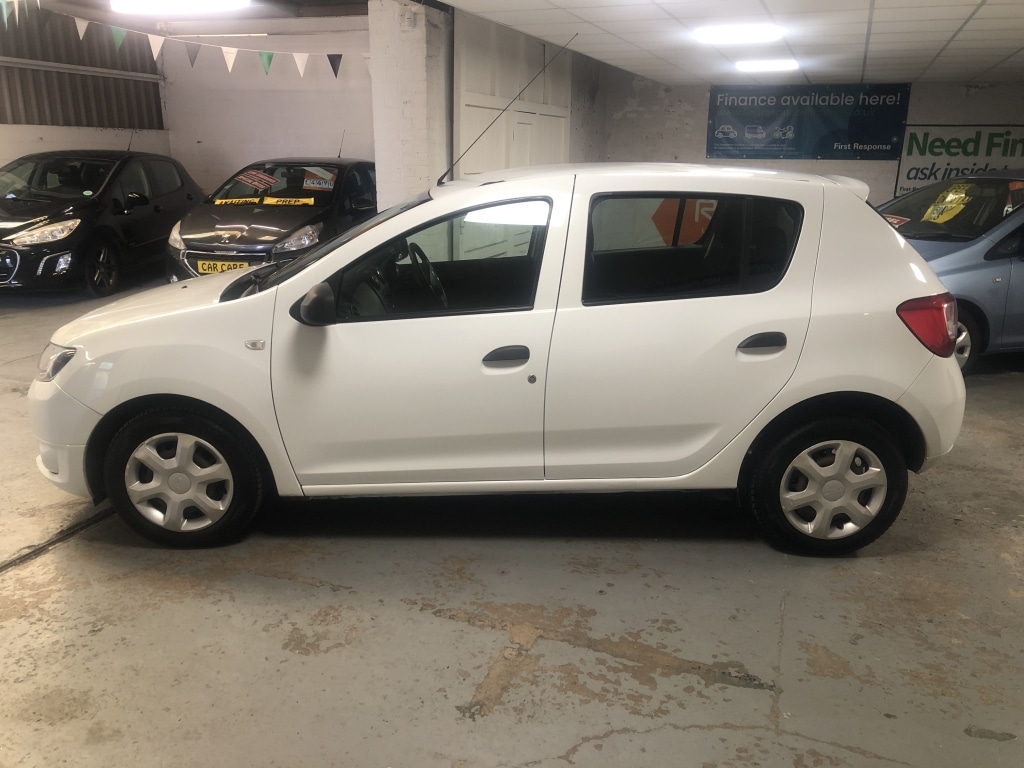 Used Dacia Sandero 2014 for sale - 77003836: Photo 8