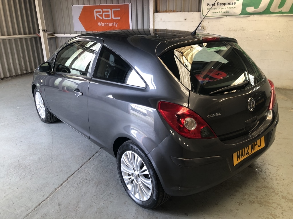 Used Vauxhall Corsa 2012 for sale - 77003838: Photo 2