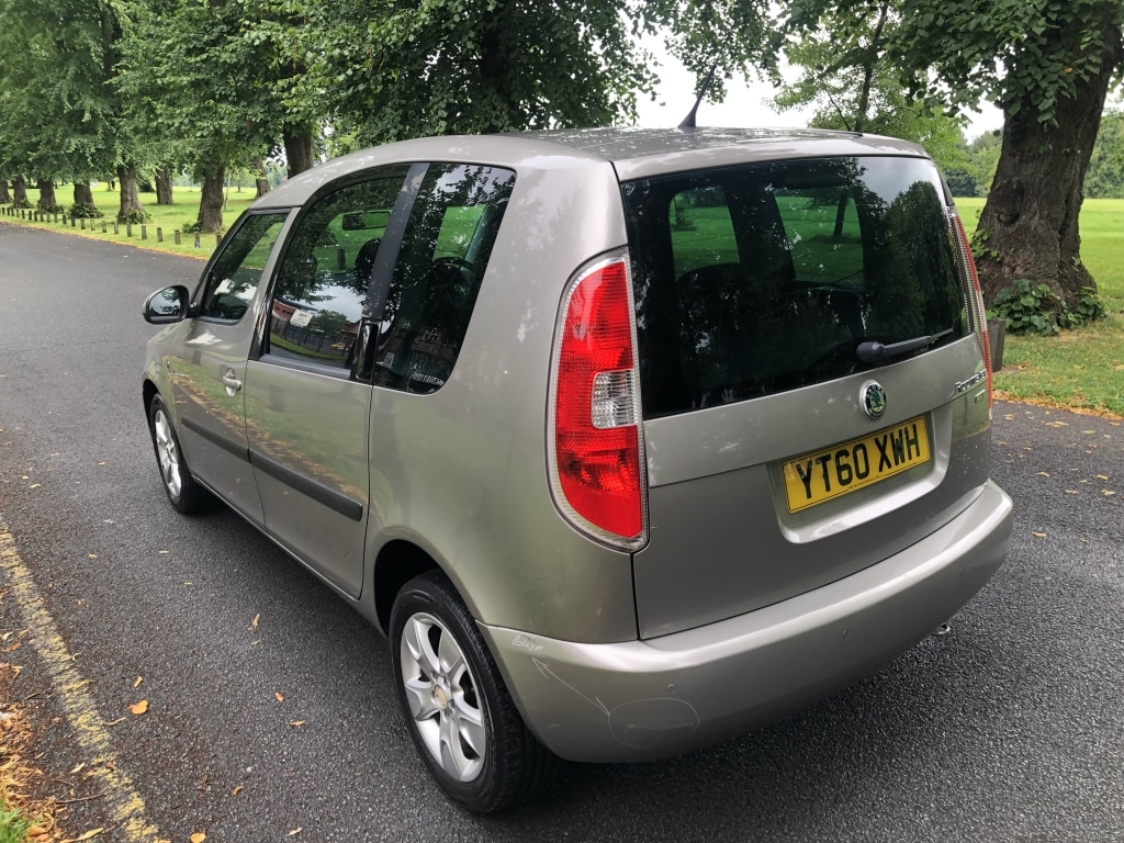 Used Skoda Roomster 2010 for sale - 77684509: Photo 2