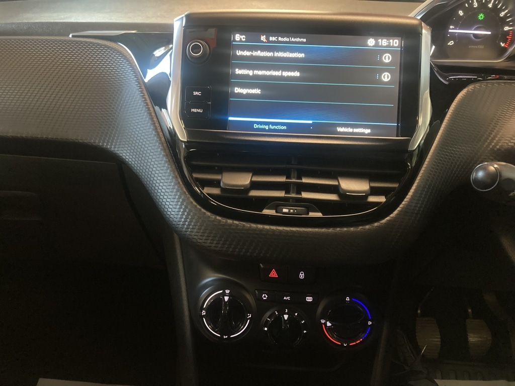 Used Peugeot 208 2017 for sale - 77003799: Photo 10