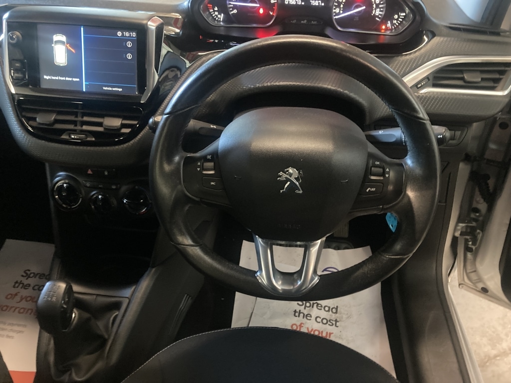 Used Peugeot 208 2017 for sale - 77003799: Photo 11