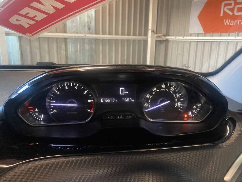 Used Peugeot 208 2017 for sale - 77003799: Photo 8